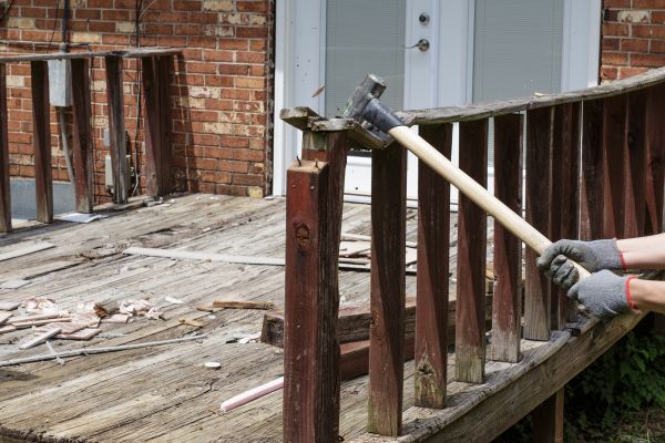 Deck Demolition Service in Poulsbo